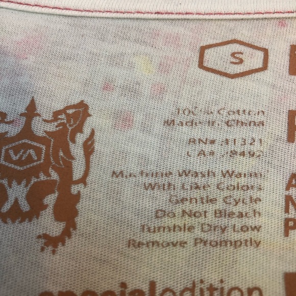 Artist David Choe RCVA Artists Network Program A fine artist like Mom Jane😘Choe - Picture 5 of 6